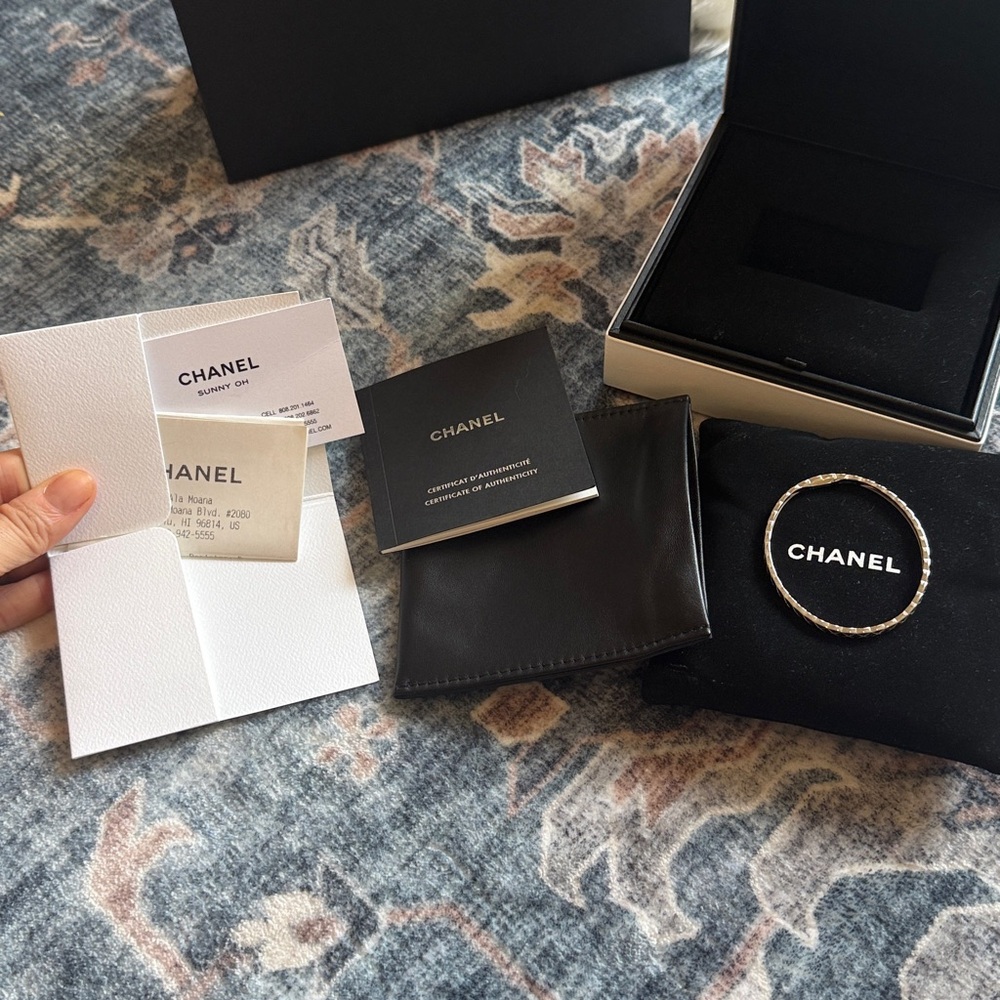 Chanel COCO CRUSH BRACELET Quilted motif, mini version, 18K white gold sz Small - Picture 15 of 17